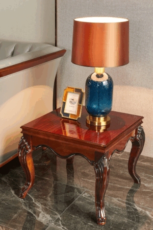 401 End Table